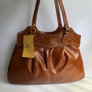 🆕Patricia Nash♥️Italian leather Tan Semi-tooled Shoulder bag